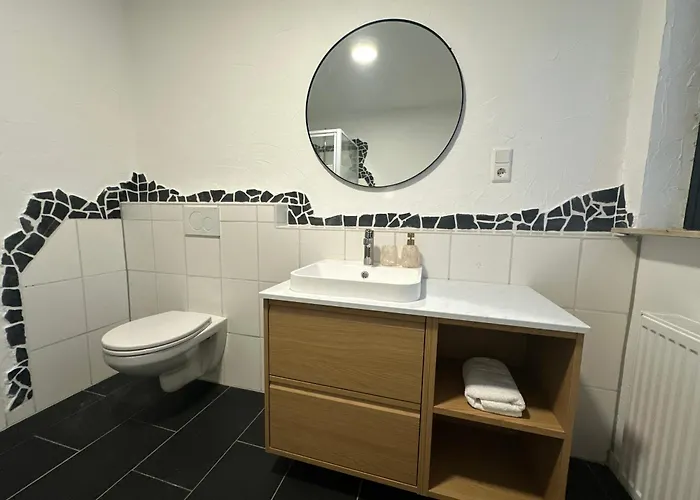 Harleshausen Mit Ladesaeule 公寓